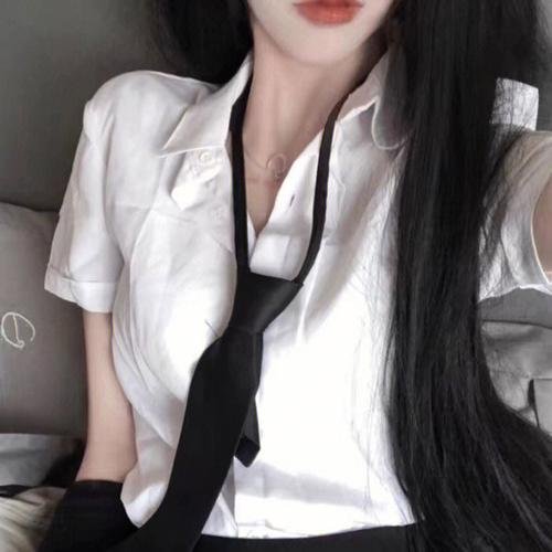 名校